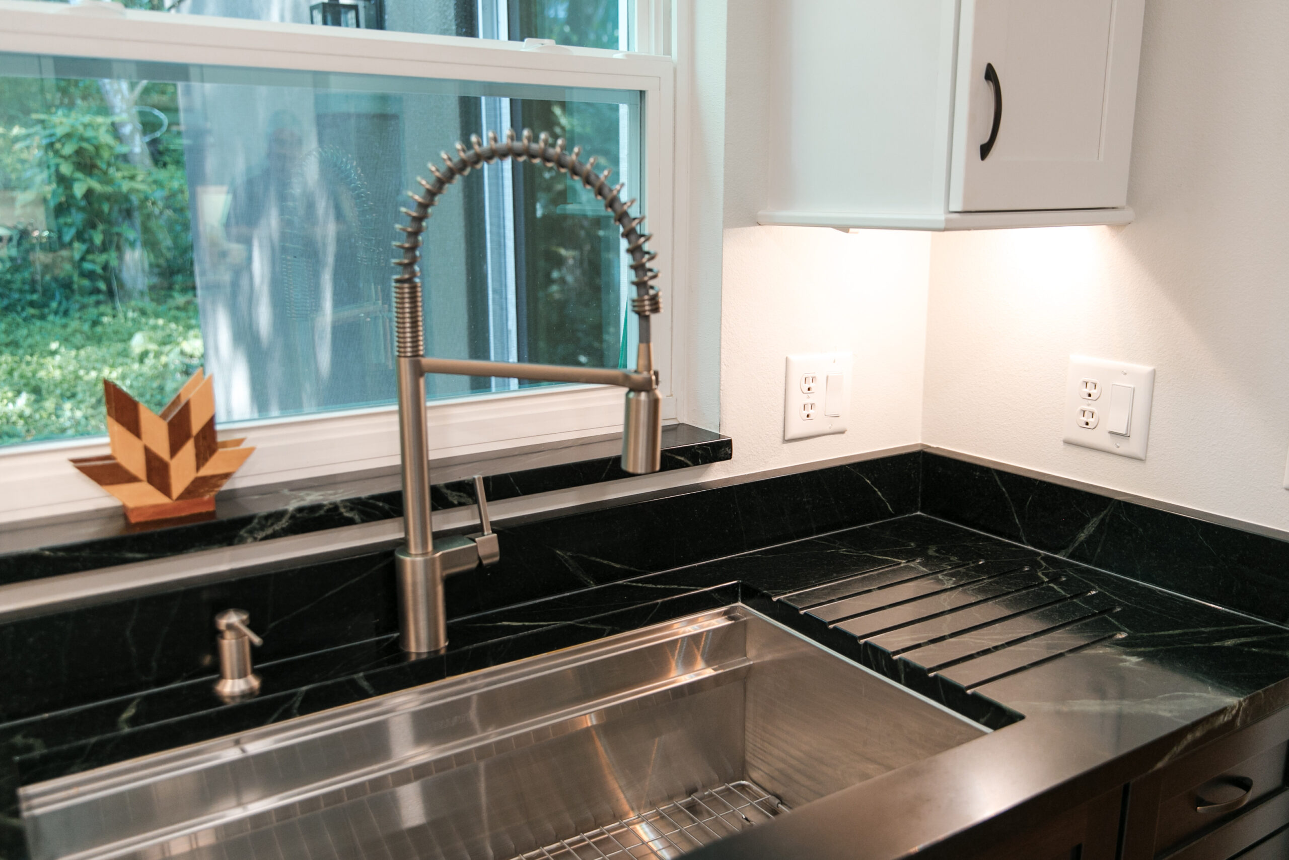  Black Soapstone (oiled) - Integrated Drainboard